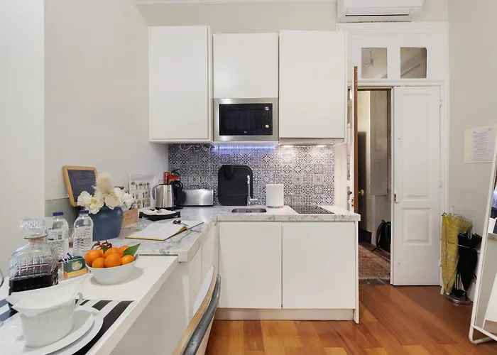 Lighthouse With Sea View *