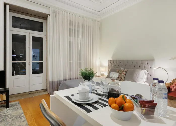 Lighthouse With Sea View *